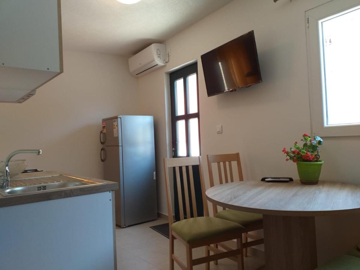 Hotel Milea à Makarska Extérieur photo