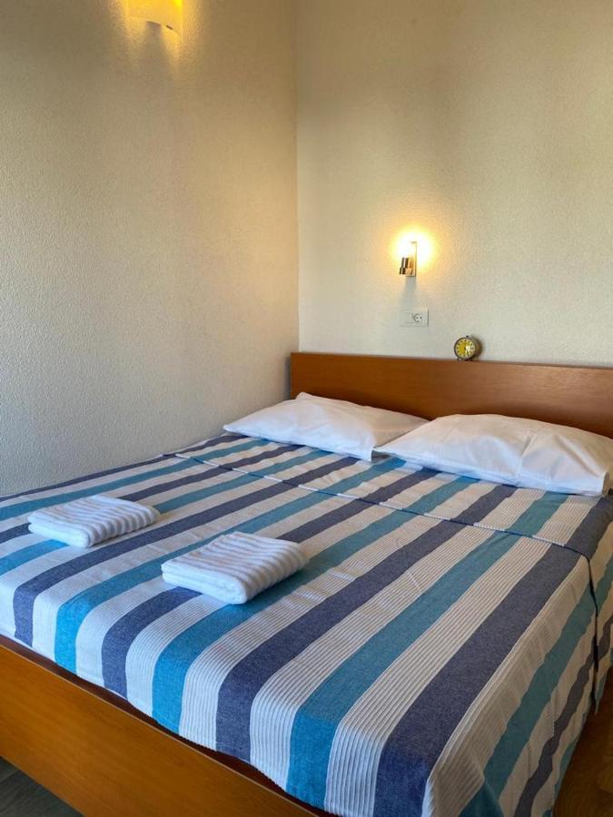 Hotel Milea à Makarska Extérieur photo