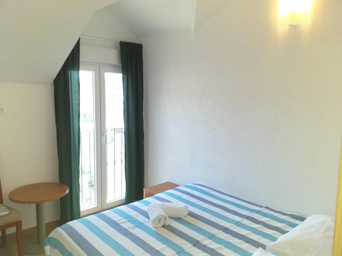Hotel Milea à Makarska Extérieur photo