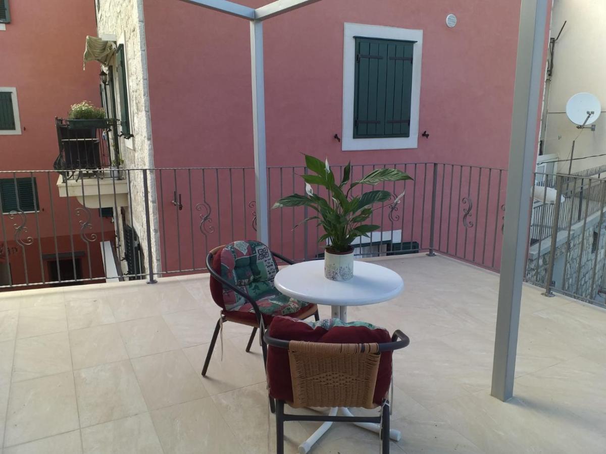 Hotel Milea à Makarska Extérieur photo